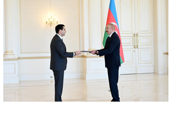 prezident-ilkham-aliev-prinyal-veritelnye-gramoty-novonaznachennogo-posla-slovakii