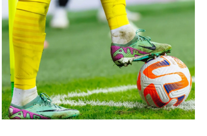 irlandskiy-klub-uvolil-futbolista-za-krazhu-v-supermarkete