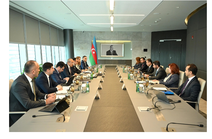 mikail-dzhabbarov-vstretilsya-s-delegatsiey-chernomorskogo-banka-torgovli-i-razvitiya