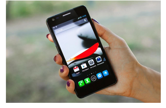 pochemu-etu-knopku-na-smartfone-luchshe-nikogda-ne-nazhimat