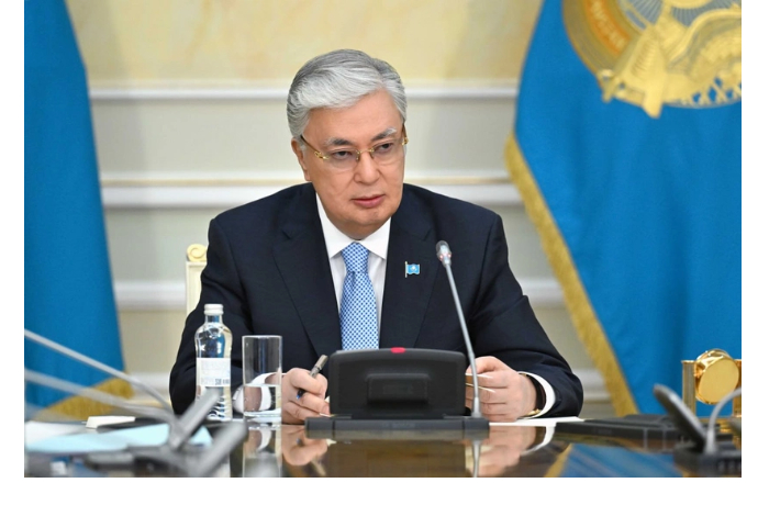 tokaev-vopros-ustanovleniya-parlamentskoy-respubliki-na-povestke-ne-stoit