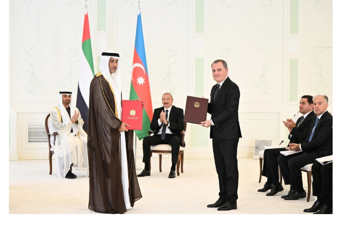 azerbaydzhan-i-oae-podpisali-14-dokumentov