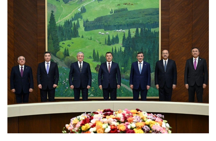 ali-asadov-vstretilsya-s-sadyrom-zhaparovym-v-bishkeke