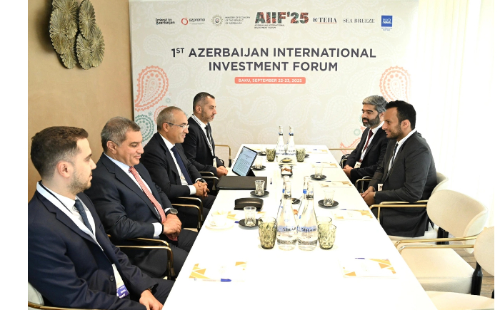 mikail-dzhabbarov-vstretilsya-s-direktorom-katarskogo-investitsionnogo-fonda