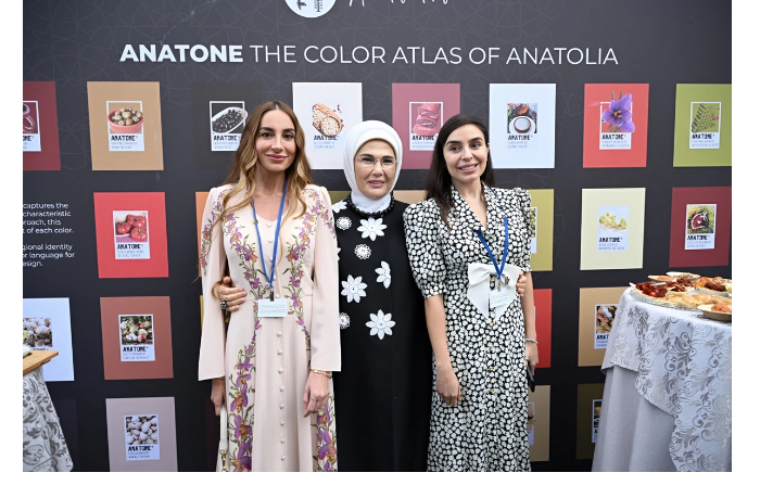 leyla-alieva-i-arzu-alieva-prinyali-uchastie-v-vystavke-sokrovishcha-za-dveryami-anatolii-v-nyu-yorke