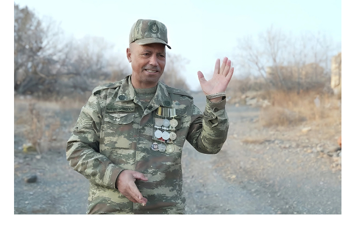 v-agdamskom-rayone-sostoyalis-pokhorony-podorvavshegosya-na-mine-khana-razvedki