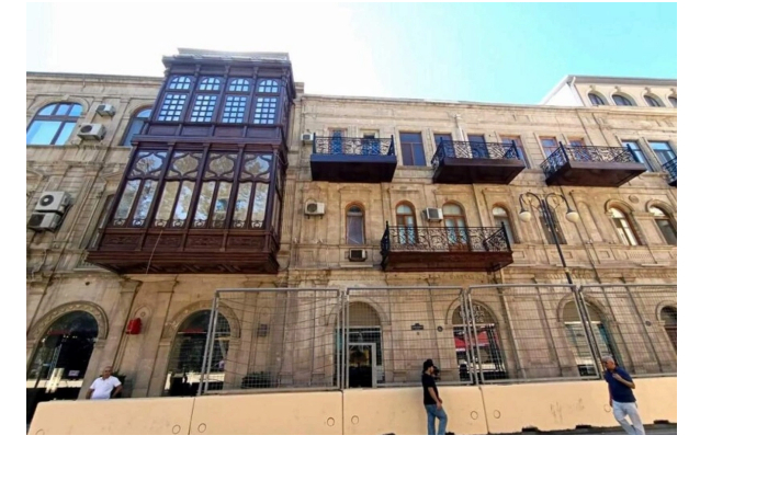 simvol-baku-v-novom-oblike-prodolzhaetsya-restavratsiya-icherishekher