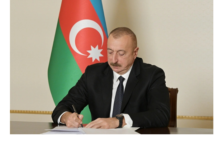prezident-azerbaydzhana-sozdal-orgkomitet-dlya-provedeniya-v-baku-yezhegodnykh-sobraniy-gruppy-isdb