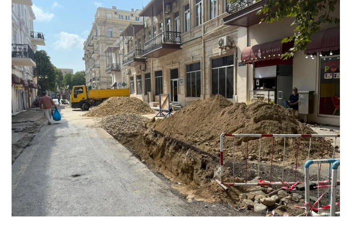 v-tsentre-baku-nachalas-likvidatsiya-nekotorykh-avtomobilnykh-dorog