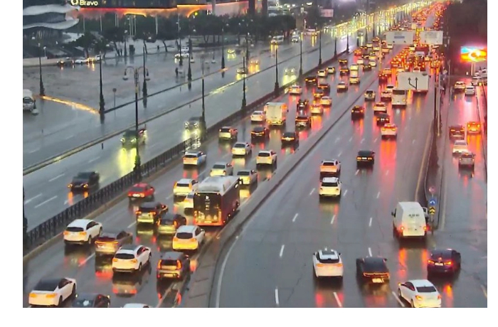 v-baku-nablyudayutsya-probki-po-15-napravleniyam