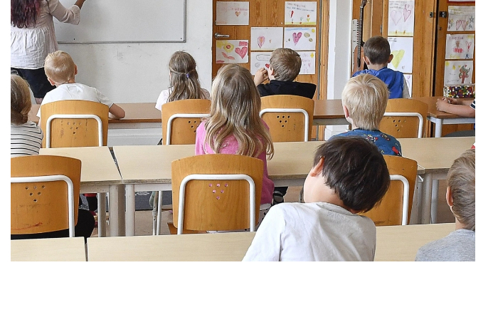 v-shvetsii-uvolili-uchitelnitsu-za-popytki-izgnat-demonov-iz-detey