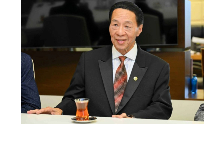 zhivaya-legenda-samuel-kvok-vnov-posetit-baku