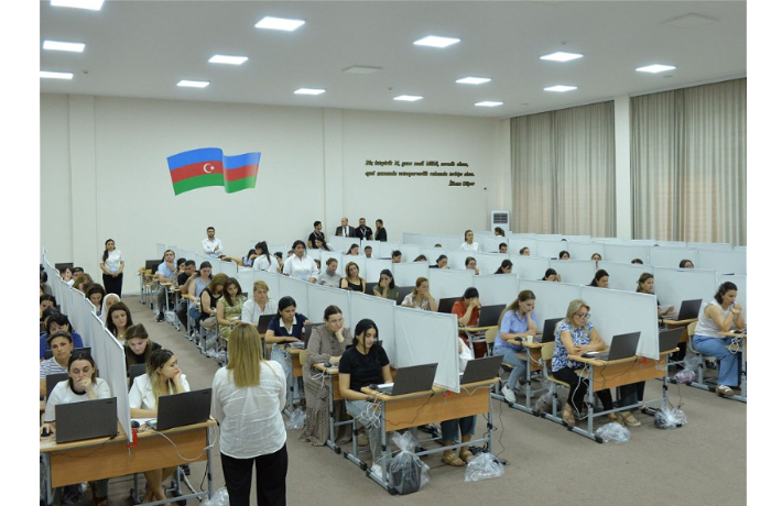 v-azerbaydzhane-vveli-platu-za-uchastie-v-ekzamene-dlya-uchiteley