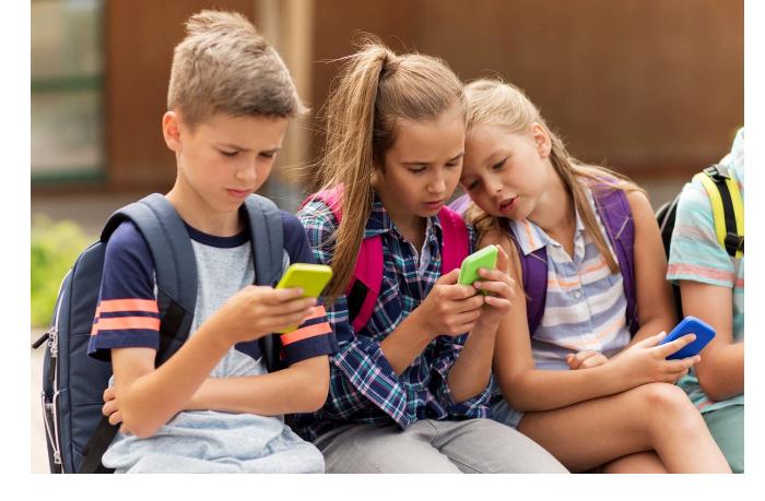 v-finlyandii-zapretyat-detyam-do-15-let-polzovatsya-sotssetyami