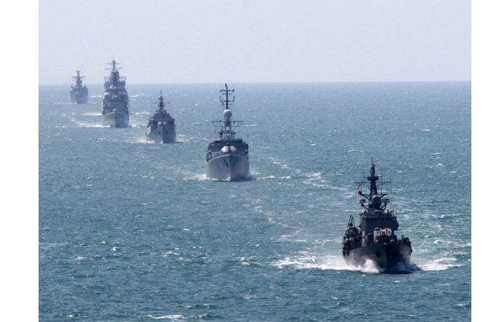 ssha-perebrasyvayut-avianosnuyu-udarnuyu-gruppu-na-blizhniy-vostok