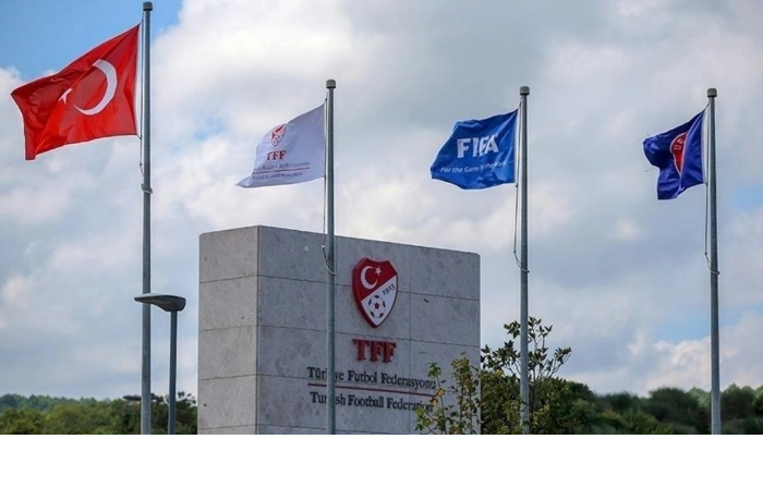 galatasaray-i-fenerbakhche-oshtrafovany