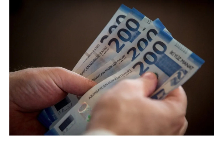 srednemesyachnaya-zarplata-v-azerbaydzhane-vyrosla