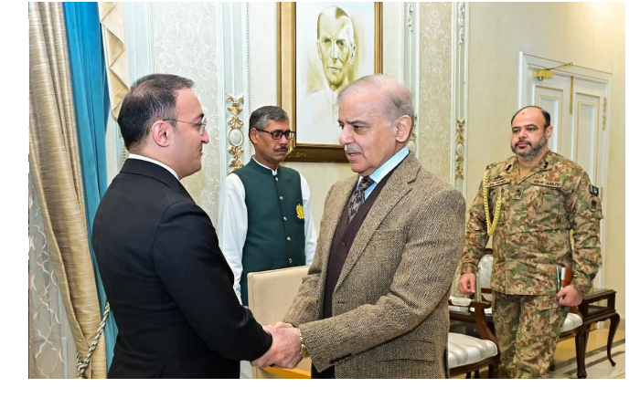 premer-ministr-pakistana-prinyal-predsedatelya-asan-xidmet