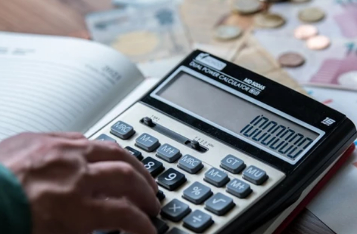 kak-v-azerbaydzhane-banki-nezakonno-uvelichivayut-dolgovuyu-nagruzku