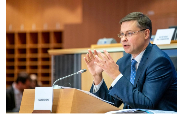dombrovskis-yes-planiruet-napravit-na-podderzhku-ukrainy-s-2028-goda-100-mlrd-yevro