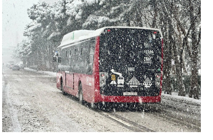 na-nekotorykh-napravleniyakh-vozmozhny-zaderzhki-avtobusov