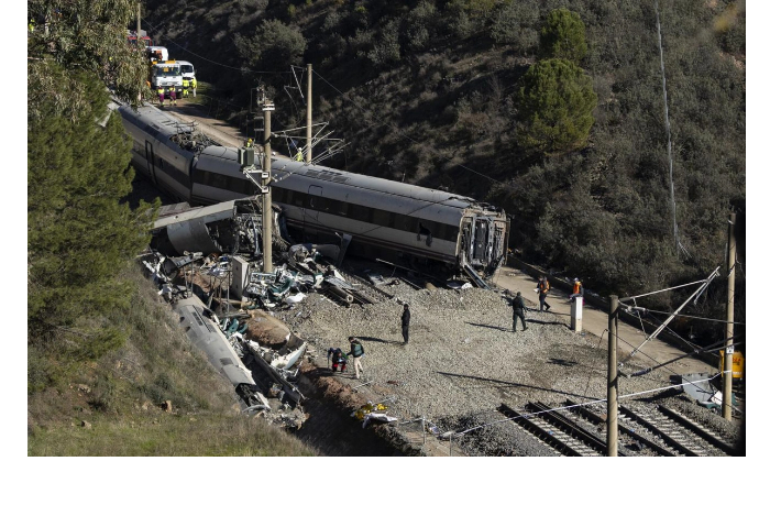 nazvana-predvaritelnaya-prichina-chp-s-poezdom-v-ispanii