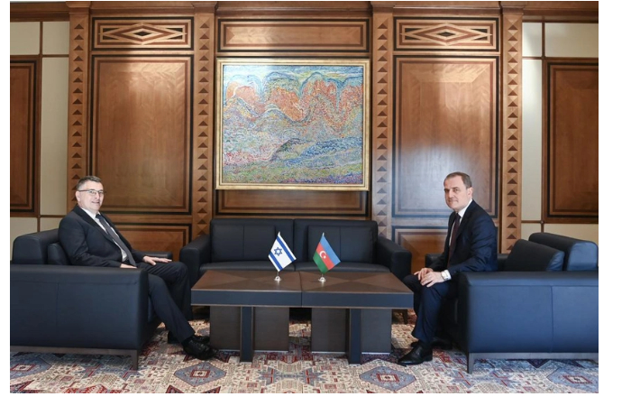 v-baku-startovala-vstrecha-glav-mid-azerbaydzhana-i-izrailya