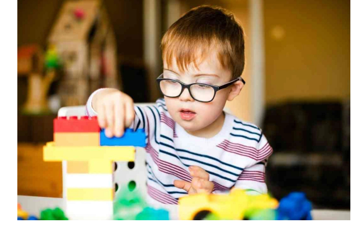 pochemu-autizm-chashche-vstrechaetsya-u-malchikov