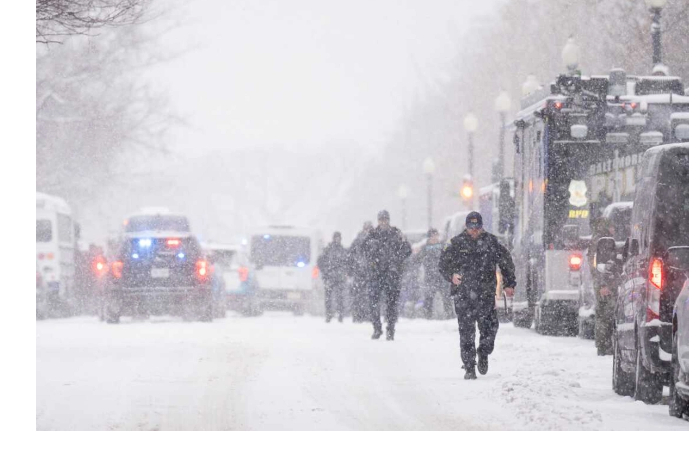 v-portugalii-sotni-tysyach-chelovek-ostalis-bez-sveta-iz-za-buri