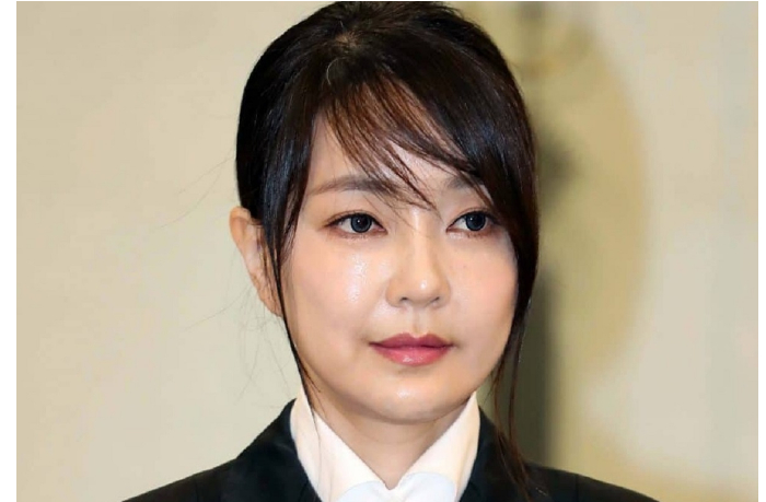 byvshaya-pervaya-ledi-yuzhnoy-korei-prigovorena-k-20-mesyatsam-tyurmy