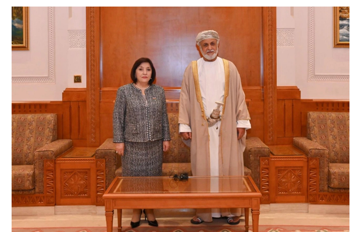 sakhiba-gafarova-provela-vstrechu-s-predsedatelem-gossoveta-omana