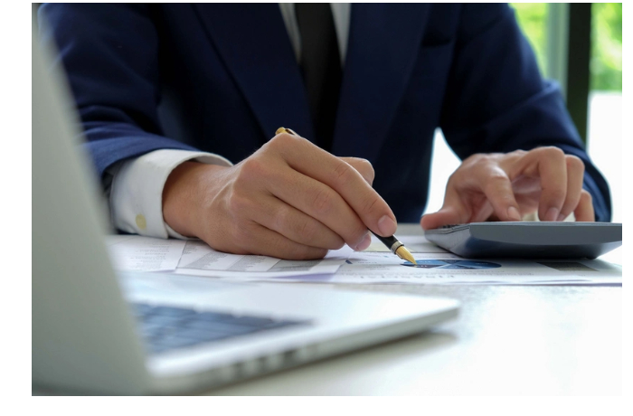 v-azerbaydzhane-snizyat-minimalnyy-porog-dlya-mfo-v-segmente-dolgovogo-rynka