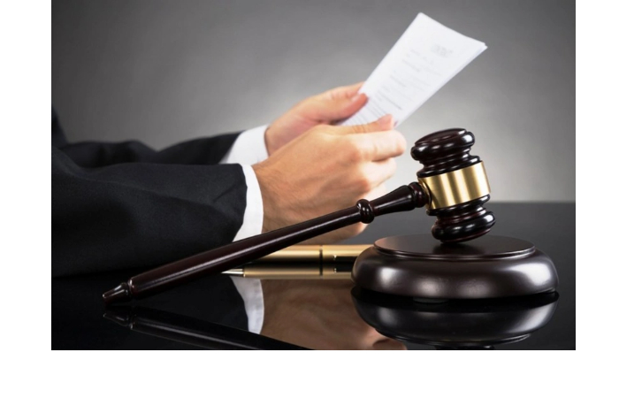 v-azerbaydzhane-rasshiryayut-perechen-sluchaev-obyska-bez-resheniya-suda