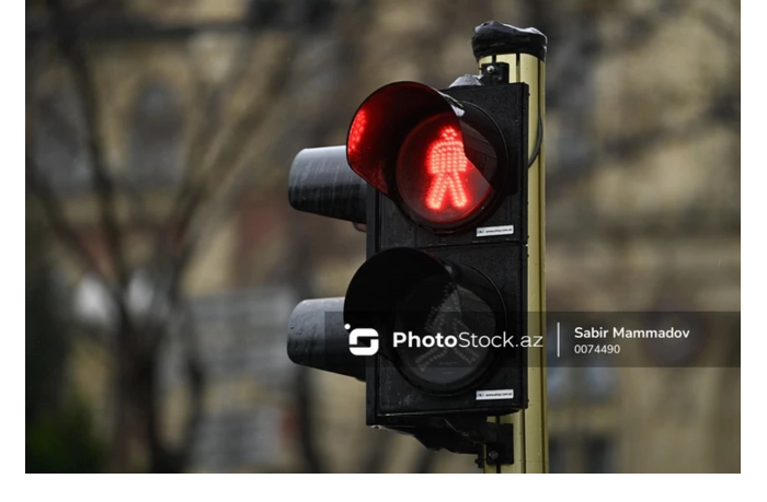 v-ryade-rayonov-baku-poyavilis-novye-svetofory