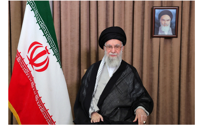 smi-khamenei-planiruet-bezhat-v-moskvu-yesli-besporyadki-v-irane-usilyatsya
