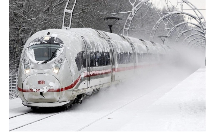 snegopad-v-niderlandakh-privel-k-ostanovke-poezdov-i-otmene-aviareysov