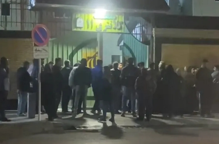 semi-zaderzhannykh-v-irane-protestuyushchikh-trebuyut-ikh-osvobozhdeniya