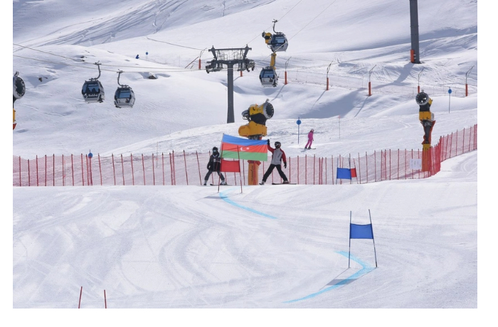 v-azerbaydzhane-proydet-turnir-po-gornolyzhnomu-sportu-s-uchastiem-bolee-20-sportsmenov