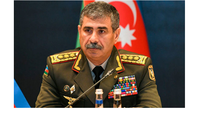 ministr-oborony-azerbaydzhana-prinyal-novogo-voennogo-attashe-kazakhstana