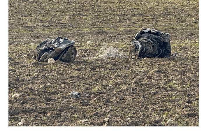 chernyy-yashchik-rukhnuvshego-v-turtsii-liviyskogo-samoleta-povrezhden