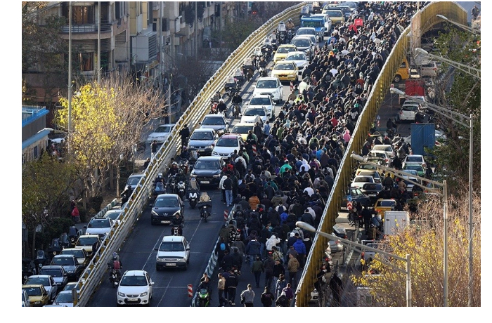 v-irane-predprinimateli-provodyat-zabastovku