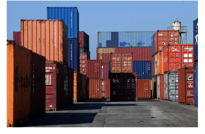 azerbaydzhan-uvelichil-neneftegazovyy-eksport-na-85