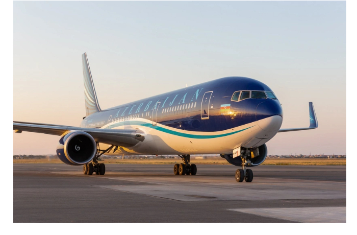 azal-otmenil-reys-bakutegeranbaku