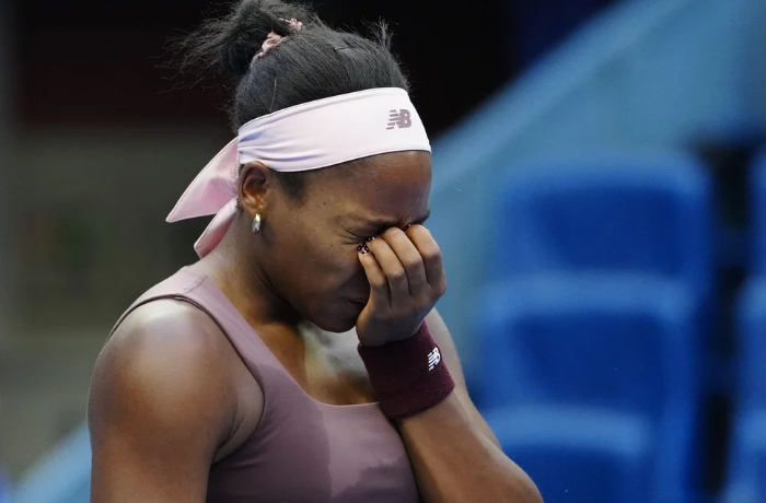 v-oon-osudili-rasistskie-oskorbleniya-v-adres-tennisistki-koko-gauff