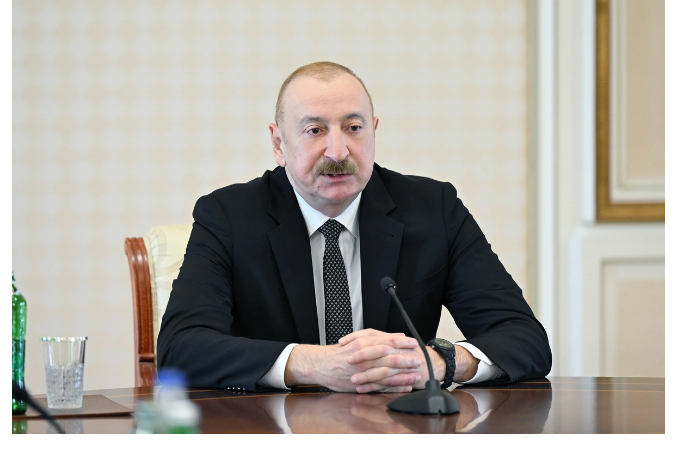 prezident-buduchi-stranoy-raspolozhennoy-mezhdu-aziey-i-yevropoy-azerbaydzhan-vnosit-svoy-vklad-v-razvitie-transportnoy-svyaznosti