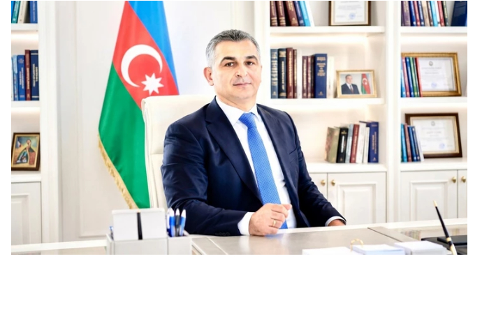shkola-ne-podium-zachem-azerbaydzhanu-yedinye-trebovaniya-k-odezhde-uchashchikhsya-i-pedagogov-mnenie
