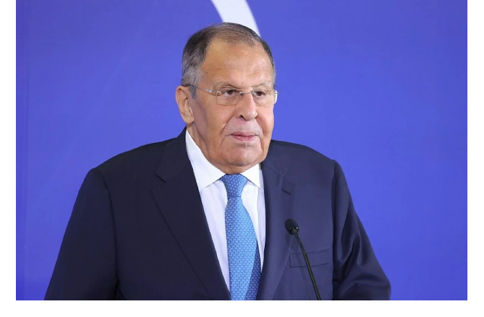 lavrov-pribyl-v-baku