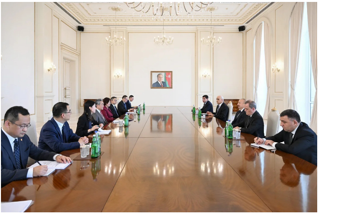 ilkham-aliev-prinyal-ministra-inostrannykh-del-kitaya