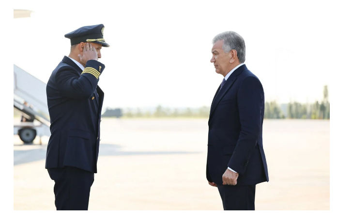 prezident-uzbekistana-otbyl-v-azerbaydzhan