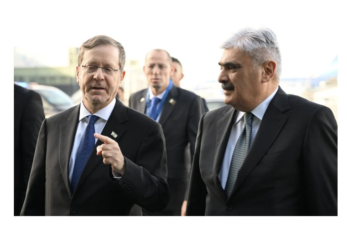 prezident-izrailya-itskhak-gertsog-pribyl-v-azerbaydzhan